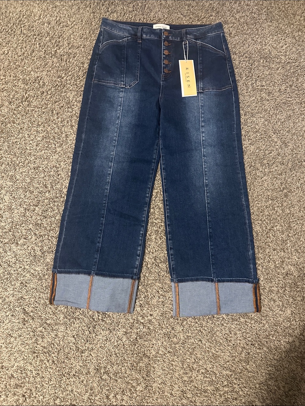 Risen Jeans